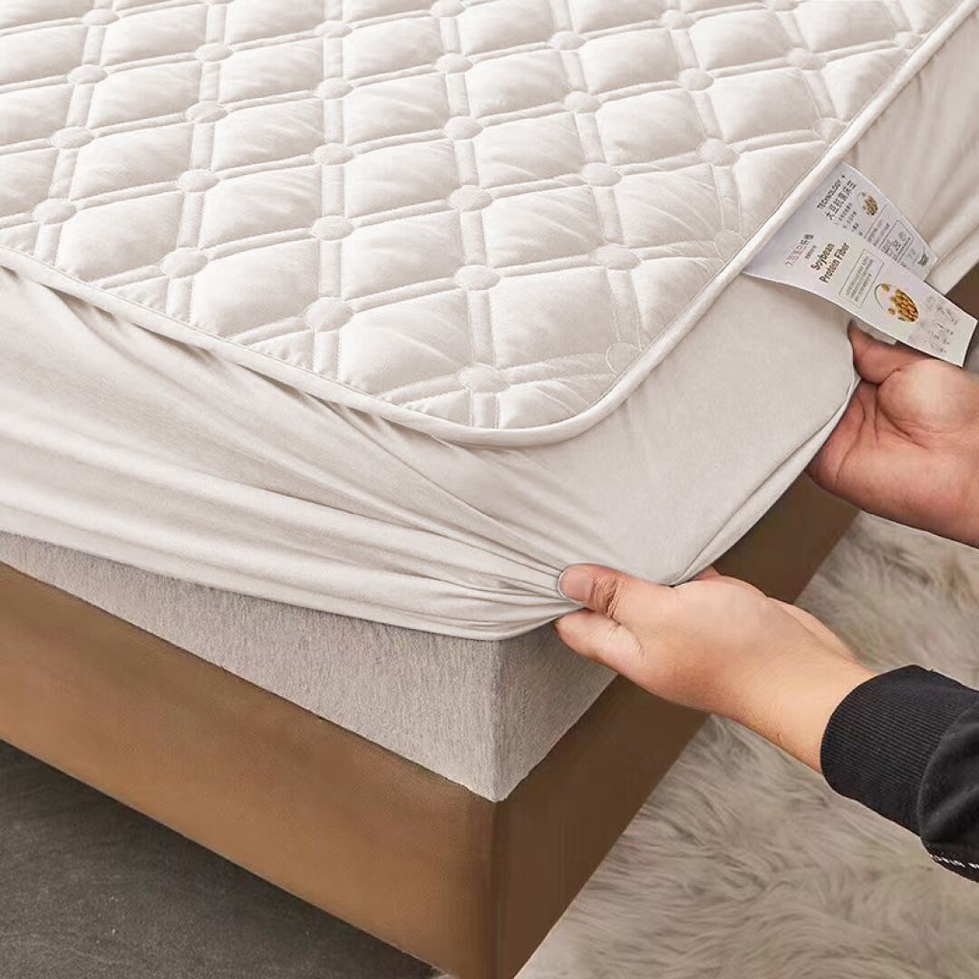 Прошитий наматрацник «стиль» - білий - photo-2 Прошитий наматрацник «стиль» - білий - photo-2