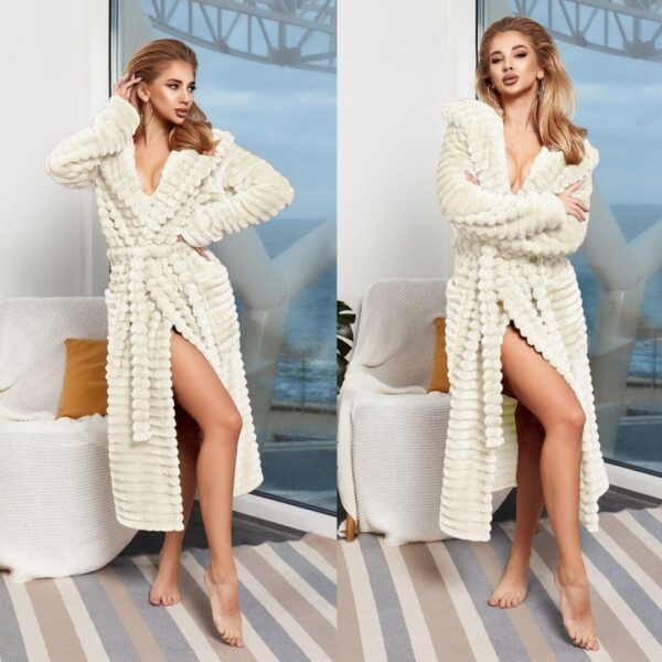 Жіночий халат “еліт” – молочний