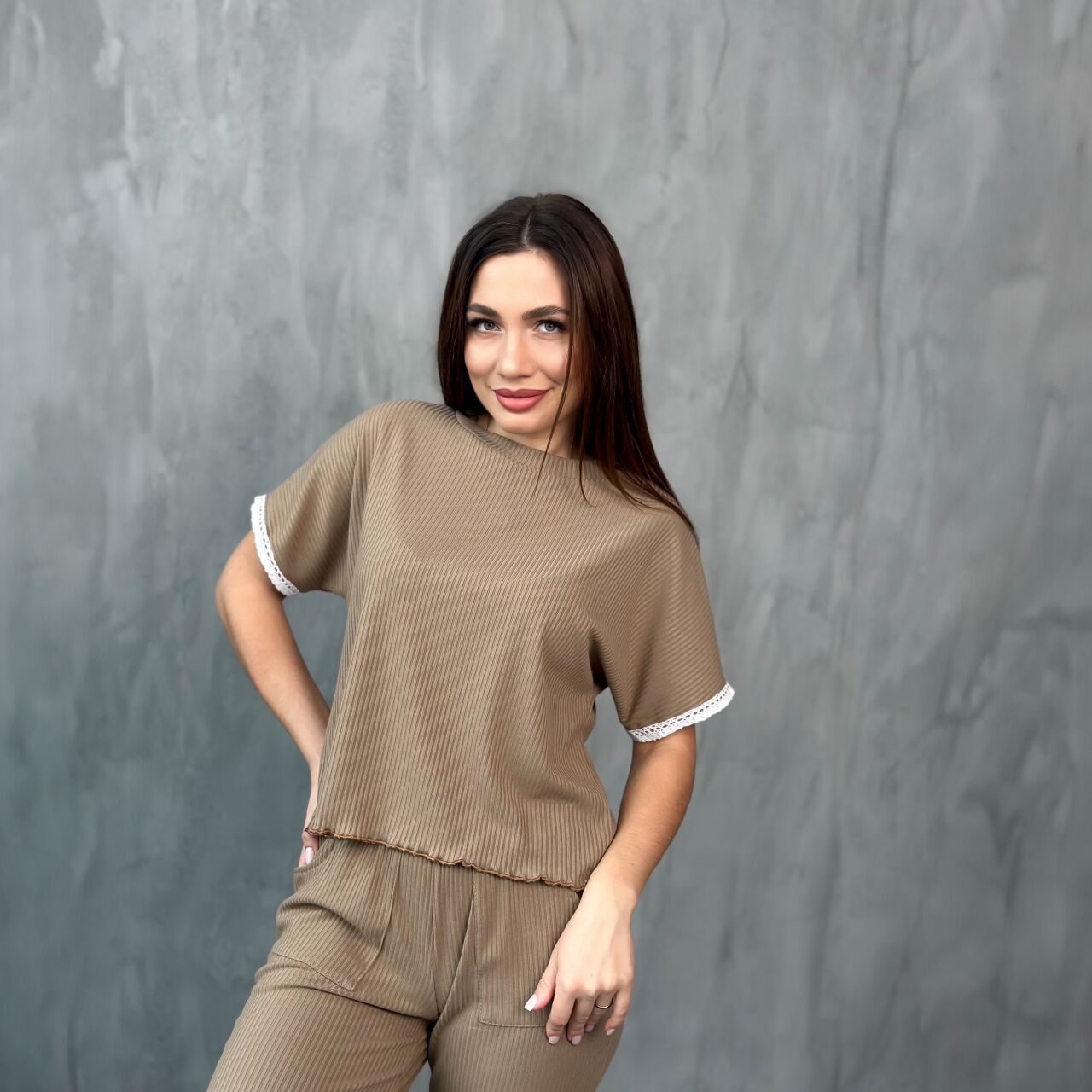 Трикотажний костюм-піжама "мустанг" - золотий - photo-4 Трикотажний костюм-піжама "мустанг" - золотий - photo-4