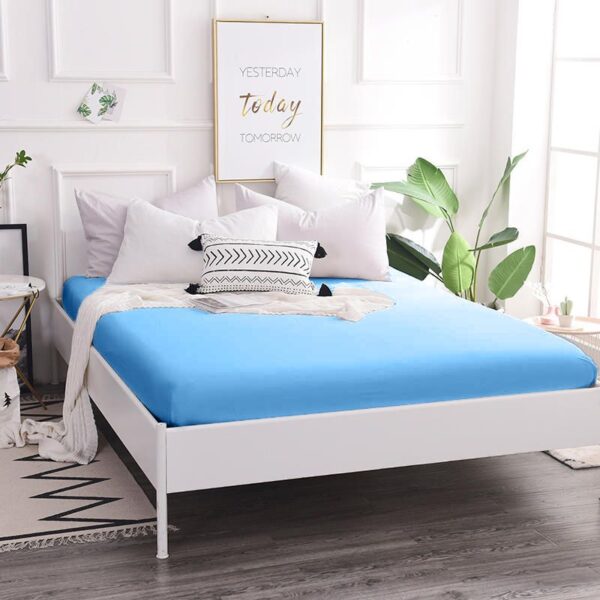 Простирадло на резинці – блакитне